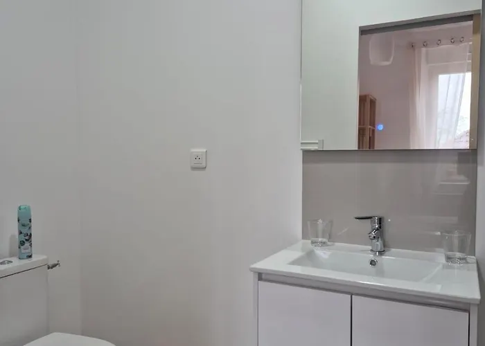 Apartment Le St Fursy 31