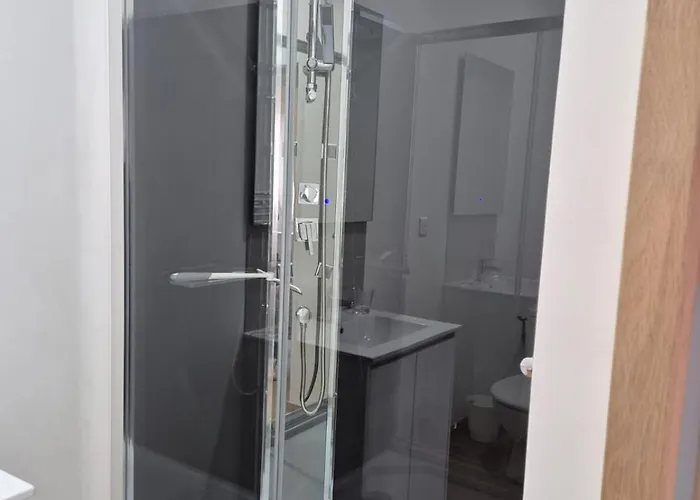 Le St Fursy 31 Apartment